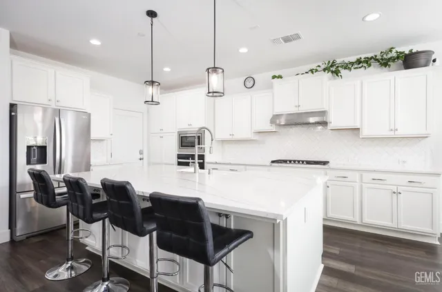 $625,000 | Undisclosed Address, Bakersfield, CA 93311