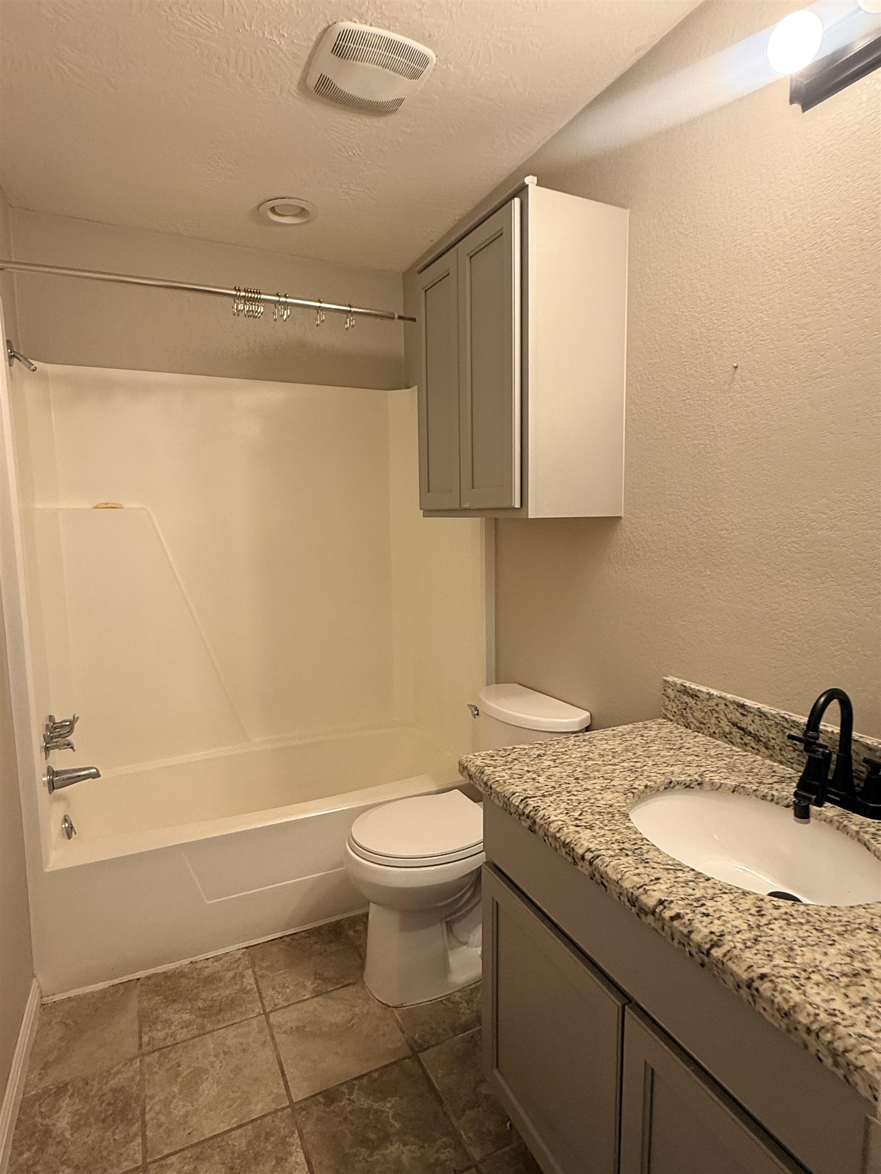 2830 Maple Avenue Groves, TX 77619 - Photo 15 of 19
