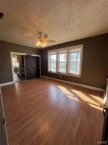 $1,550 | 5218 Holly Hills Avenue, Unit 2, St. Louis, MO 63109