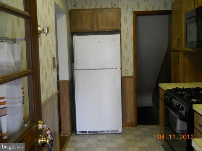 304 Stemmers Run Road Essex, MD 21221 - Photo 5 of 12 Kitchen