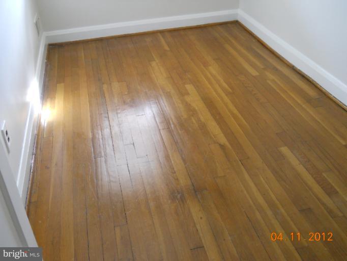 304 Stemmers Run Road Essex, MD 21221 - Photo 10 of 12 Interior (General)