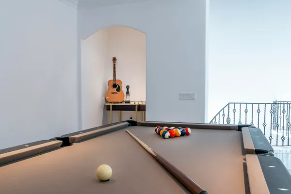 $8,250,000 | 1493 Sycamore Canyon Road, Santa Barbara, CA 93108