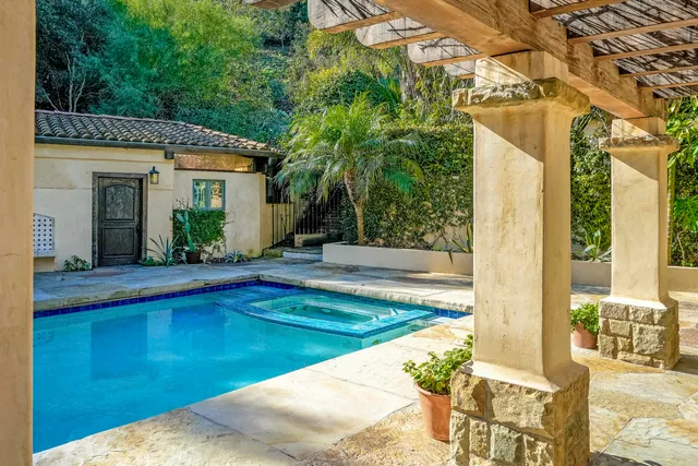 $8,250,000 | 1493 Sycamore Canyon Road, Santa Barbara, CA 93108