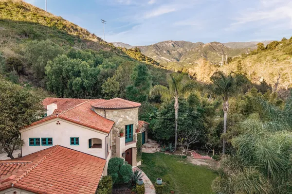 $8,250,000 | 1493 Sycamore Canyon Road, Santa Barbara, CA 93108
