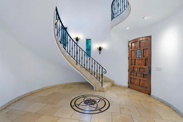 $8,250,000 | 1493 Sycamore Canyon Road, Santa Barbara, CA 93108