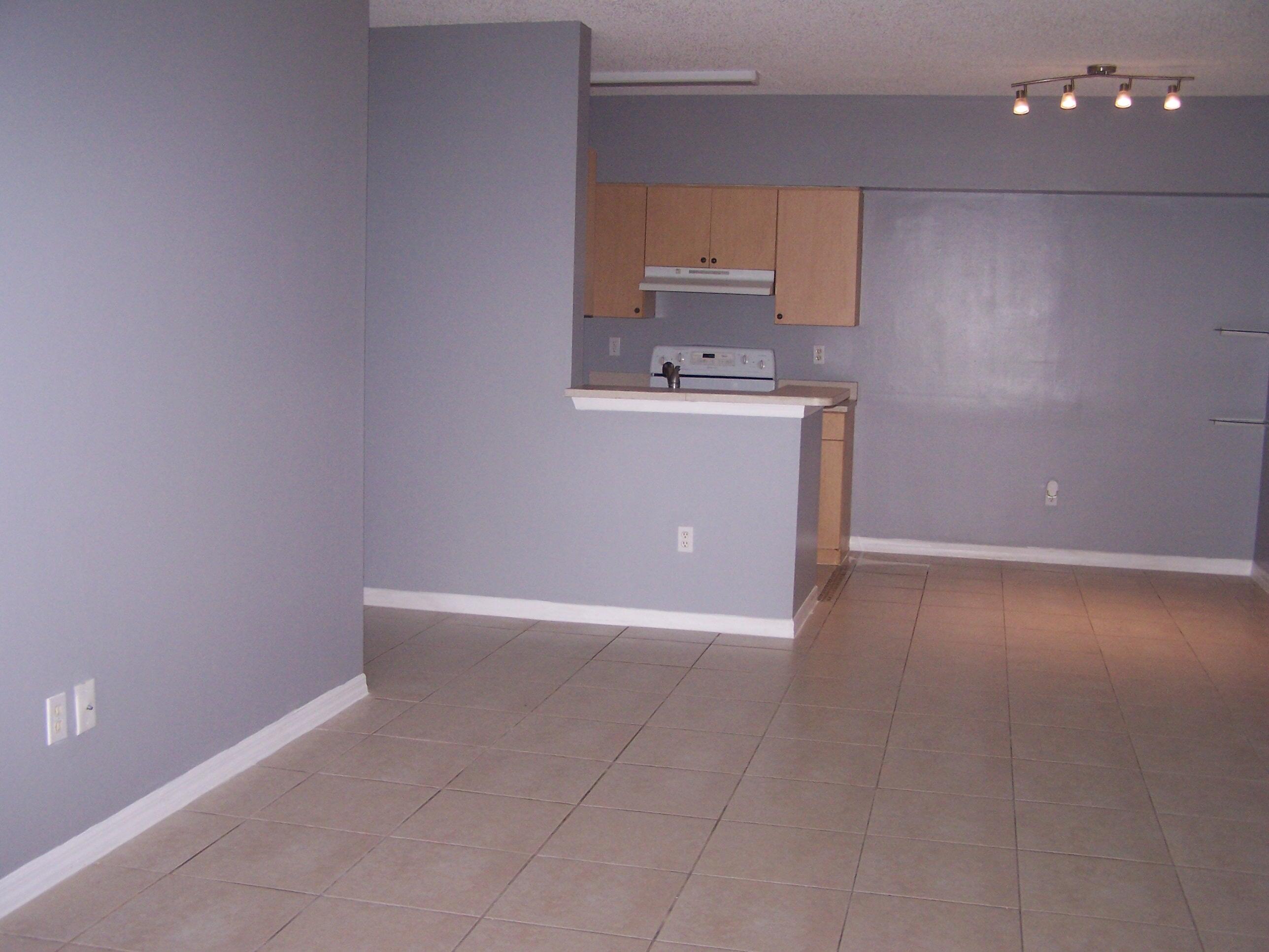 10372 Fox Trail Road South, Unit 606 Royal Palm Beach, FL 33411 - Photo 2 of 23 100_3439