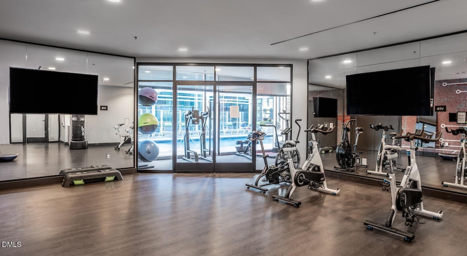 511 Fayetteville Street, Unit 1BR 11 Raleigh, NC 27601 - Photo 11 of 35 6