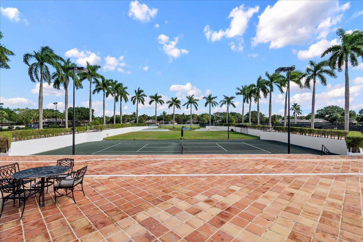 13334 Polo Club Road, Unit 236 Wellington, FL 33414 - Photo 15 of 23 Center & Grass Court