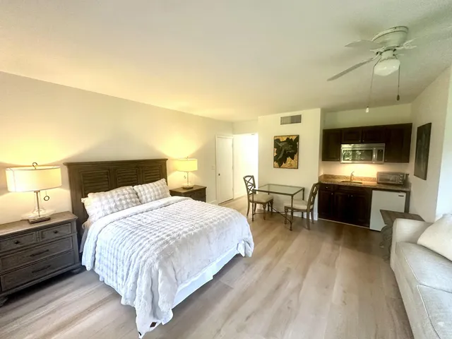 $2,000 | 13334 Polo Club Road, Unit 236, Wellington, FL 33414