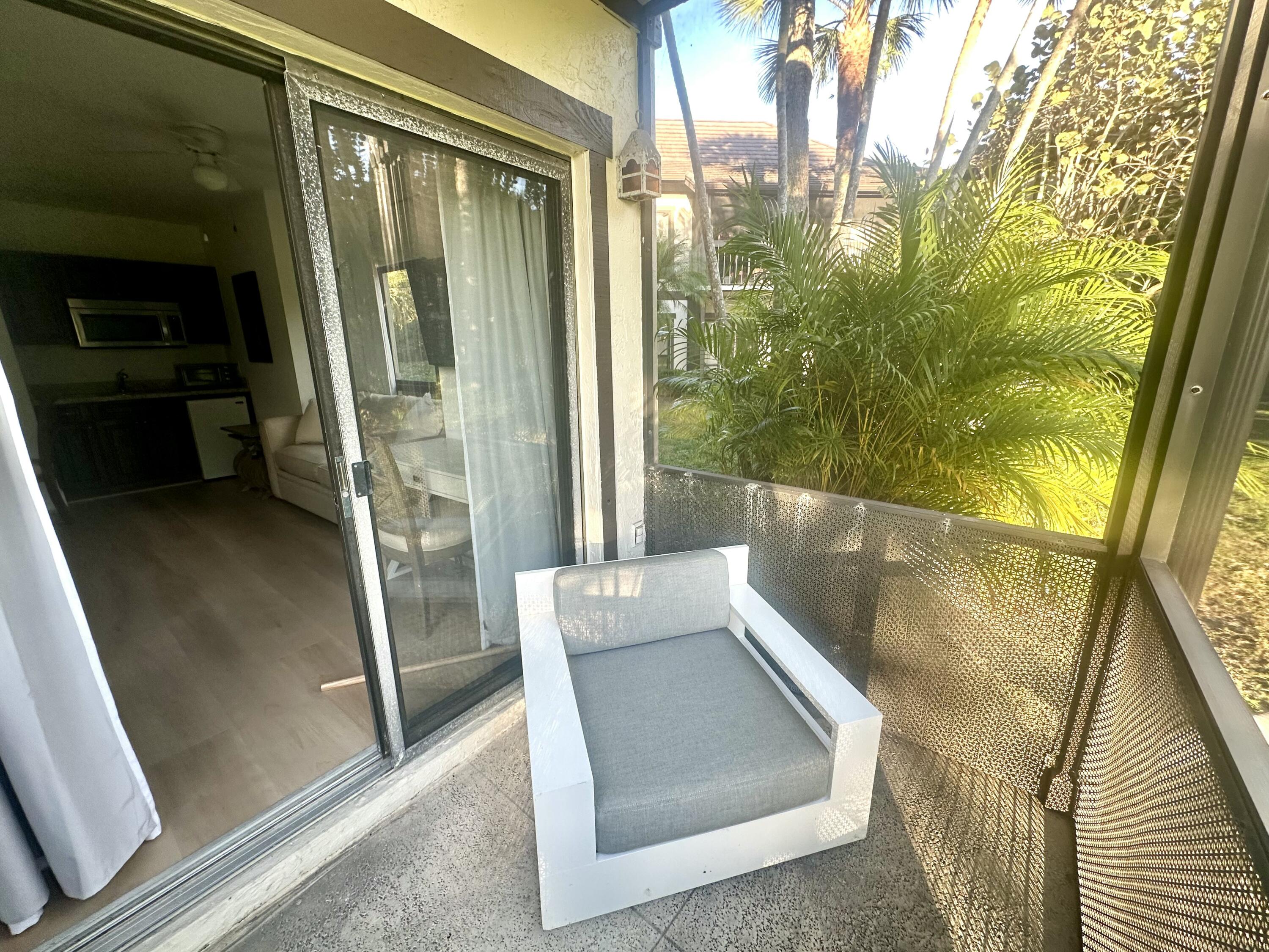 13334 Polo Club Road, Unit 236 Wellington, FL 33414 - Photo 6 of 23 Patio