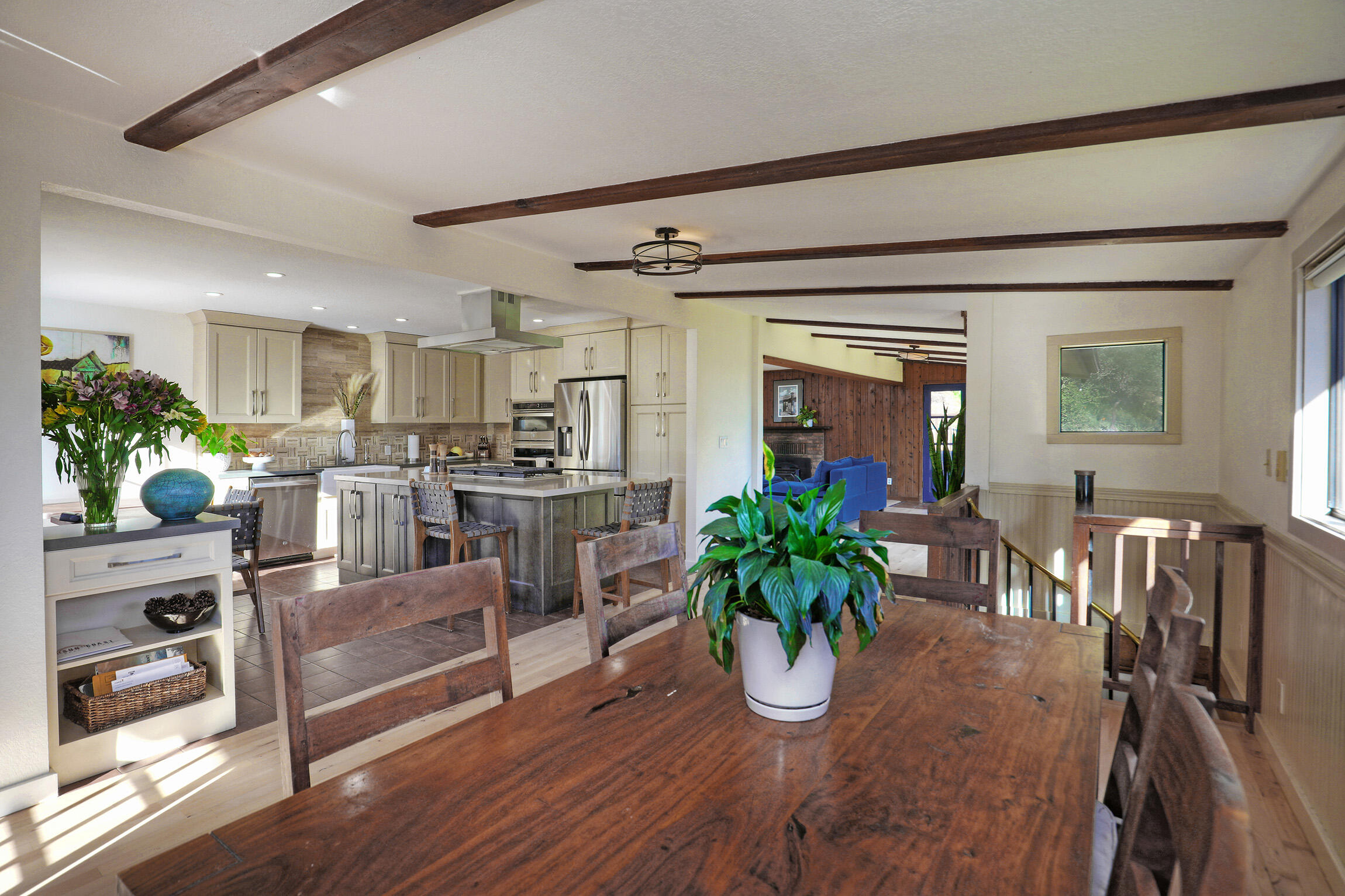 2924 San Marcos Pass Road Santa Barbara, CA 93105 - Photo 14 of 47 Dining & Kitchen