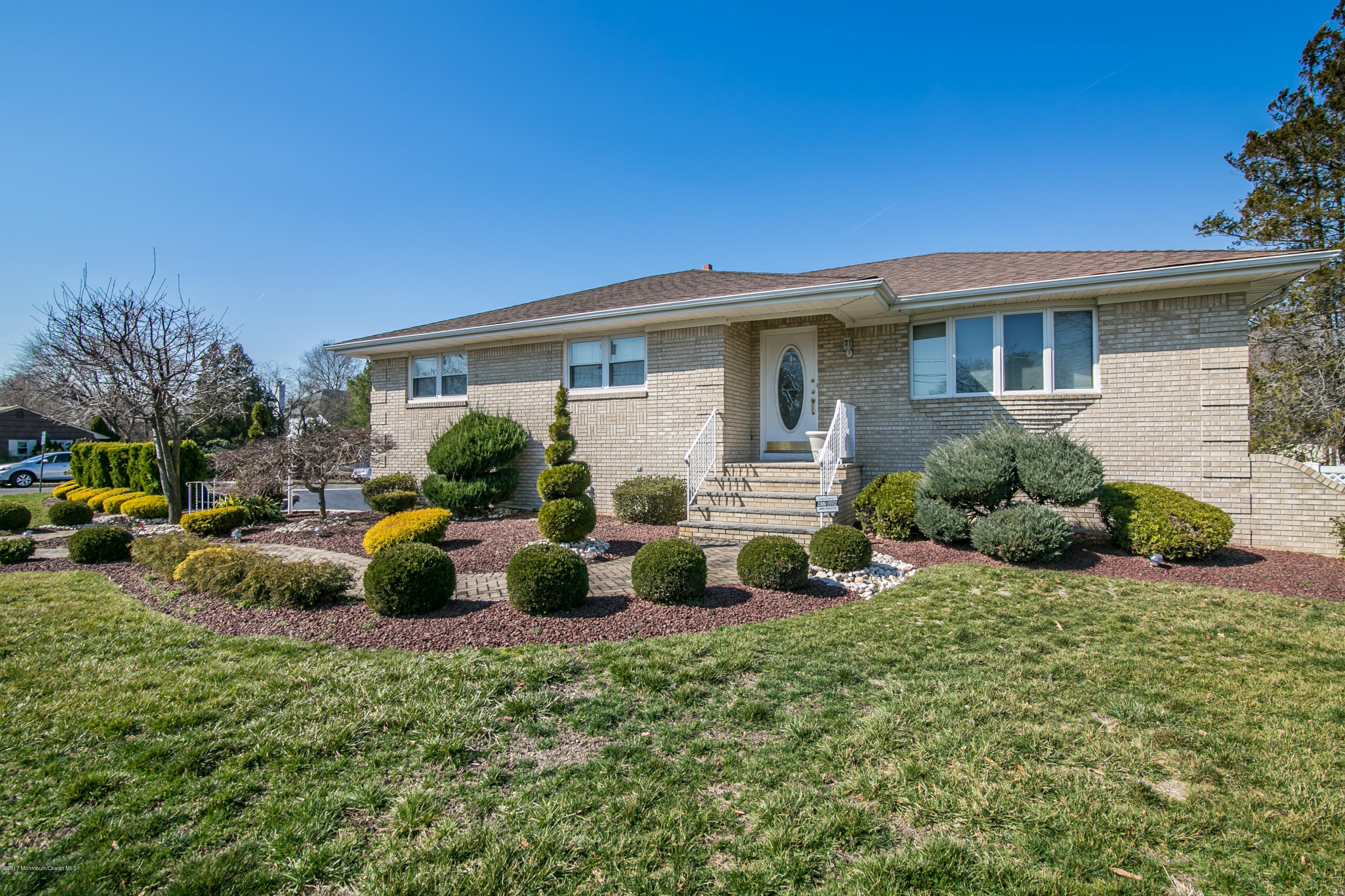 473 Lloyd Road Aberdeen, NJ 07747 - Photo 2 of 34 a view of a house with backyard and sitting area