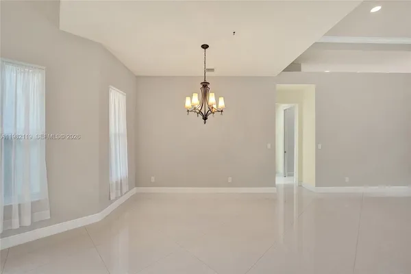 $6,800 | 8006 North Savannah Circle, Davie, FL 33328