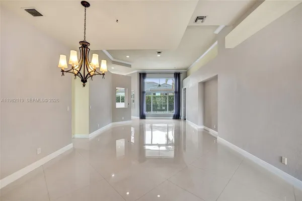 $6,800 | 8006 North Savannah Circle, Davie, FL 33328