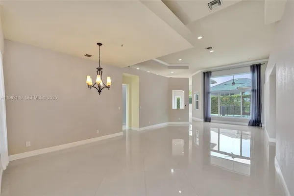 $6,800 | 8006 North Savannah Circle, Davie, FL 33328