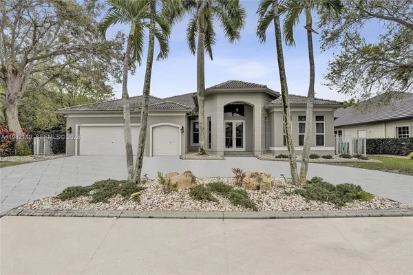 $6,800 | 8006 North Savannah Circle, Davie, FL 33328