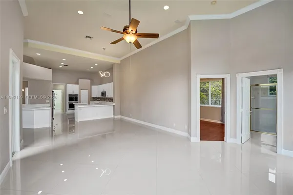 $6,800 | 8006 North Savannah Circle, Davie, FL 33328