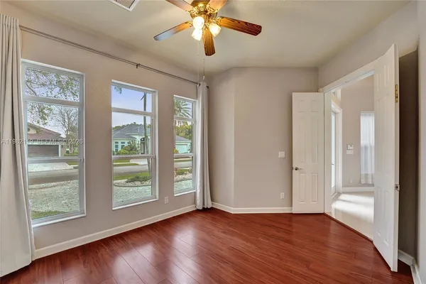 $6,800 | 8006 North Savannah Circle, Davie, FL 33328
