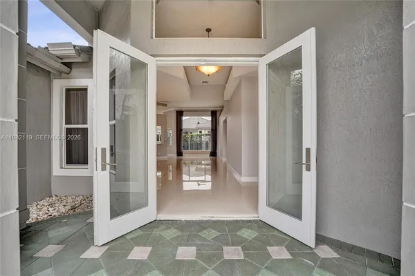 $6,800 | 8006 North Savannah Circle, Davie, FL 33328