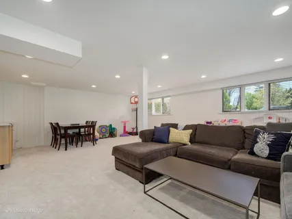 $1,650,000 | 4 Henneberry Lane, Golf, IL 60029