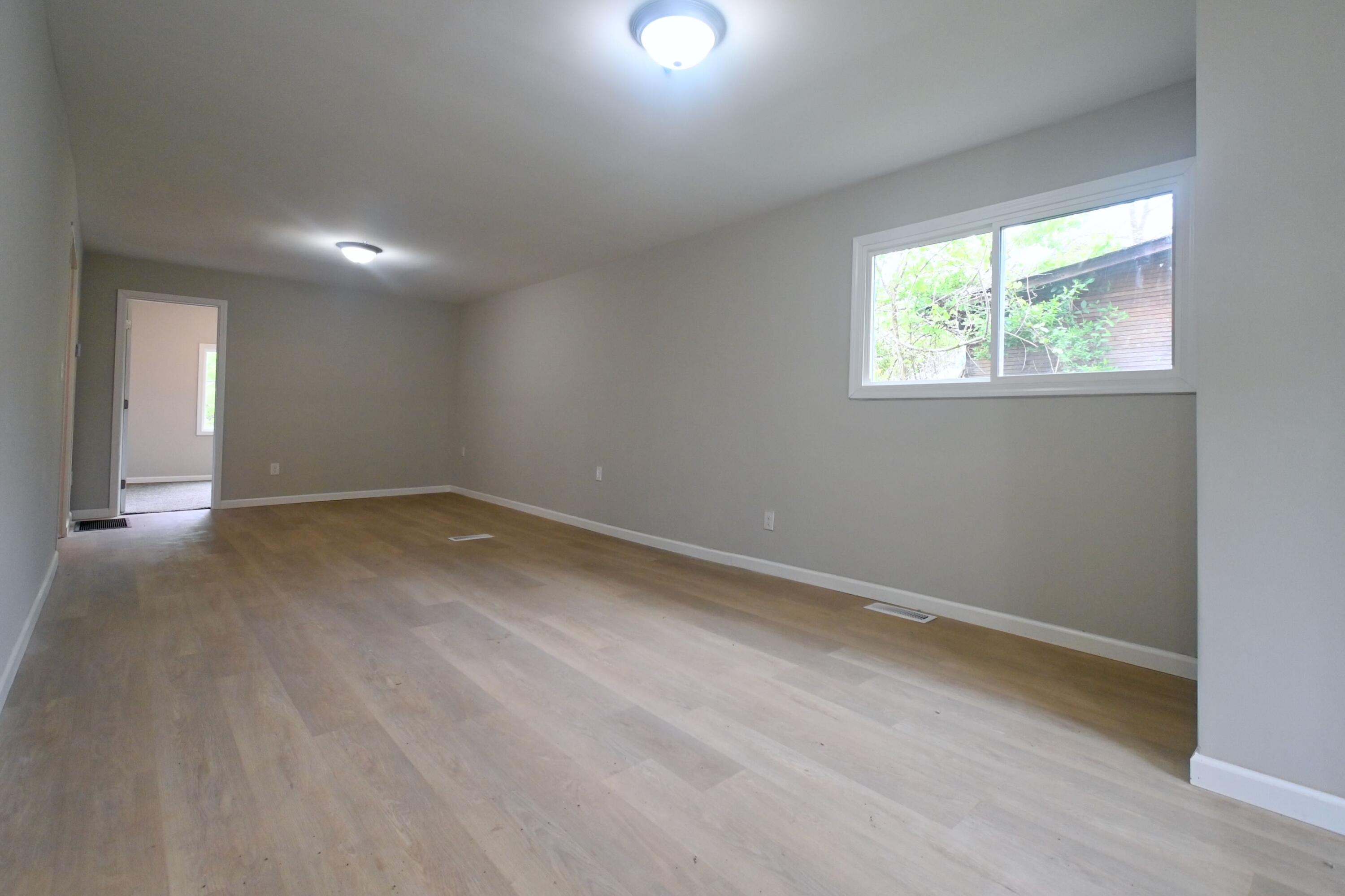 492 Hemlock Road Covington, KY 41015 - Photo 7 of 10 Gallery Image 7