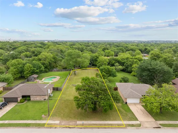 $115,000 | 1023 Bryant Street, Benbrook, TX 76126