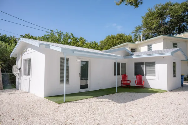 $1,295,000 | 81160 Old Highway, Islamorada, FL 33036