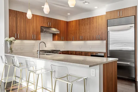 $2,240,000 | 222 West Avenue, Unit 1901, Austin, TX 78701