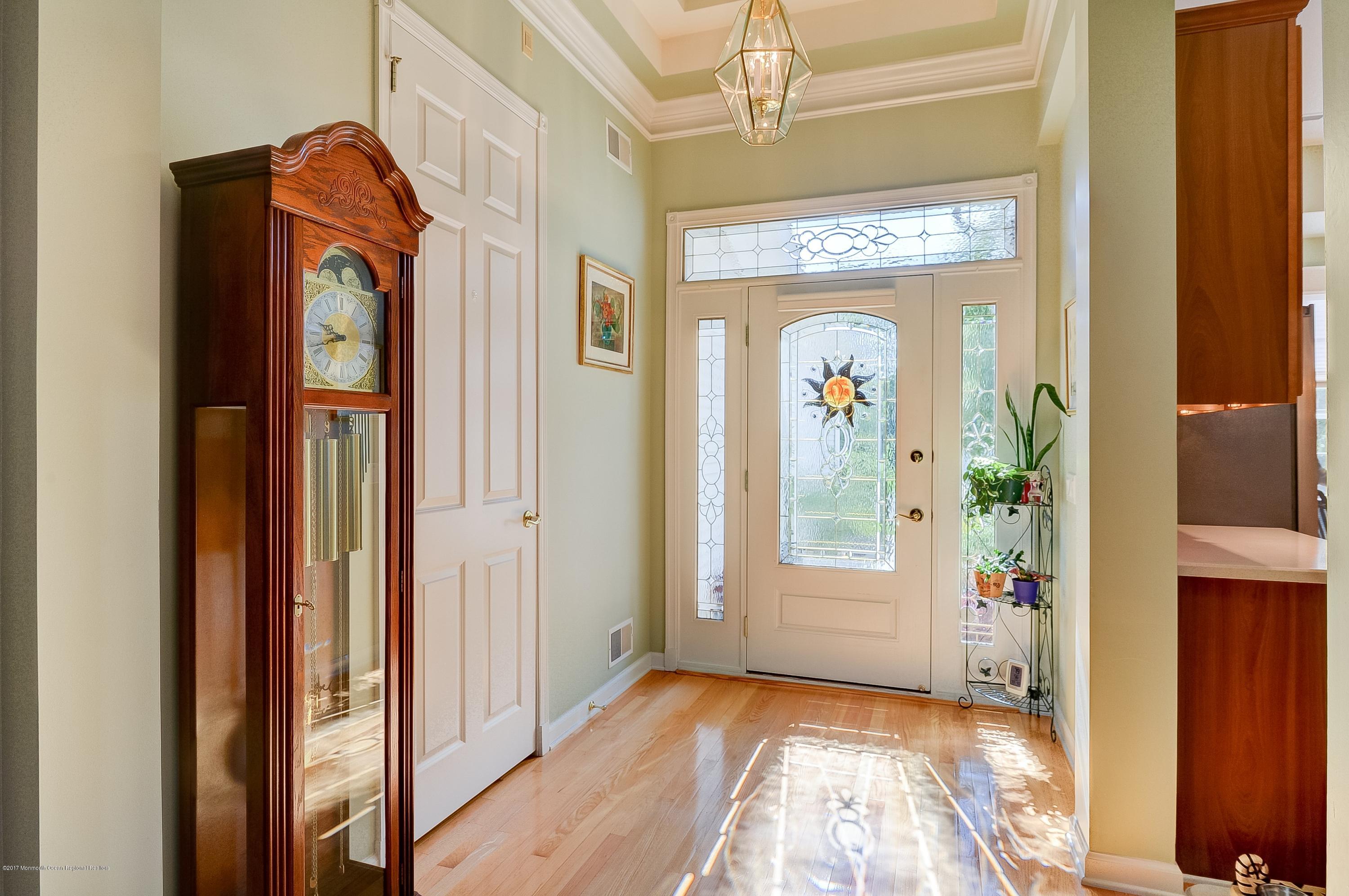 6 Shoal Road Jackson, NJ 08527 - Photo 4 of 35 004_Foyer