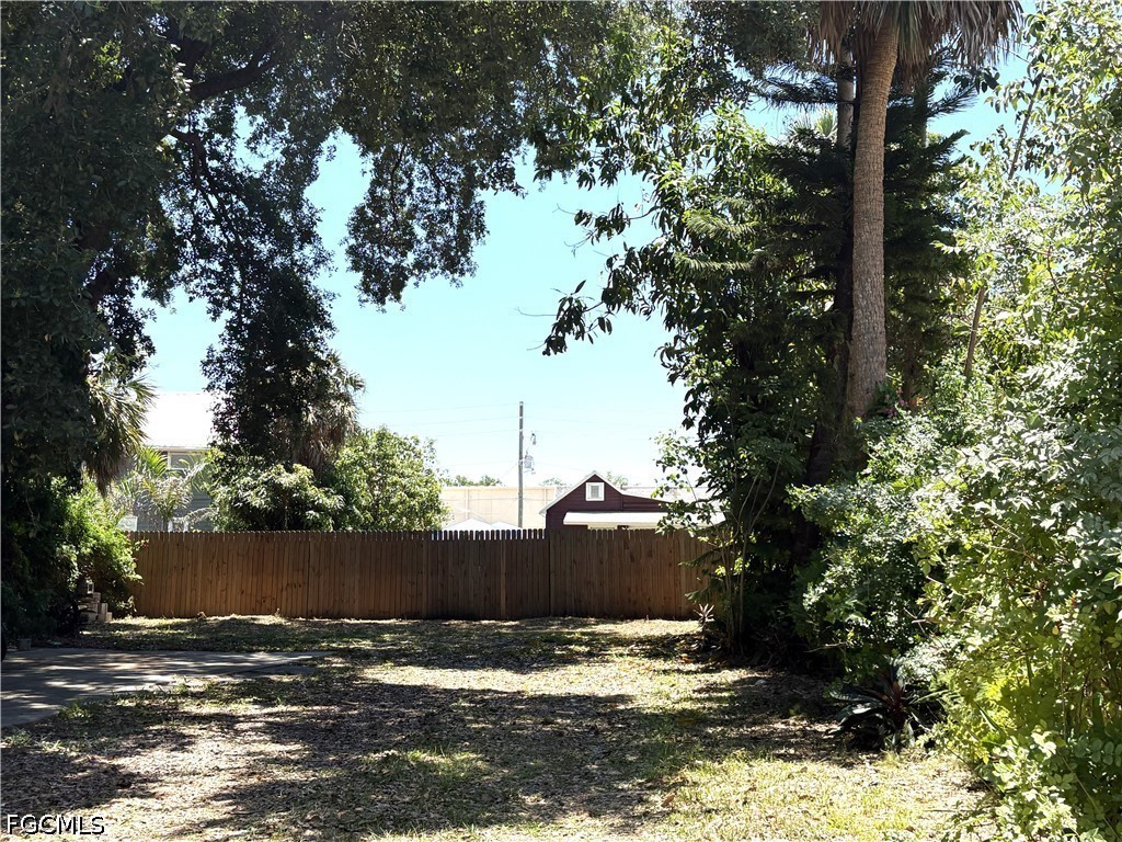 2156 Victoria Avenue Fort Myers, FL 33901 - Photo 20 of 21