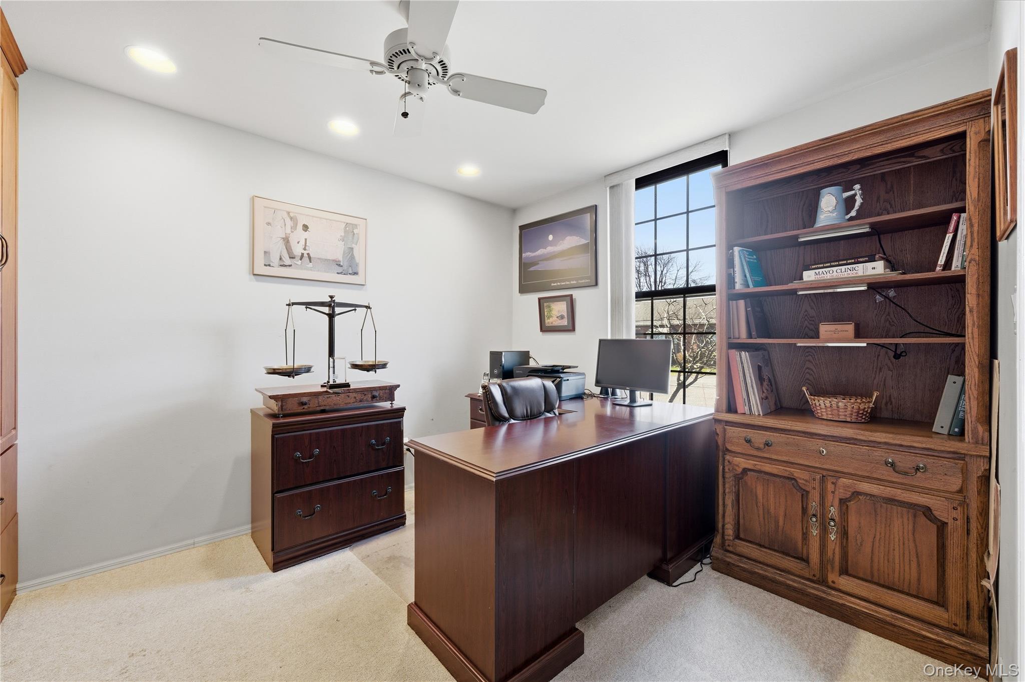 282 Helm Lane Bay Shore, NY 11706 - Photo 19 of 48 a room with a cabinets and window