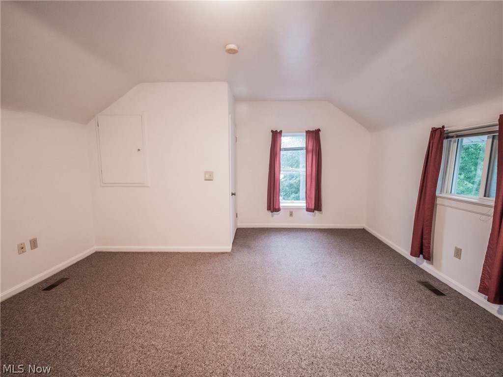 7051 Ridge Road Cleveland, OH 44129 - Photo 24 of 31 Gallery Image 24