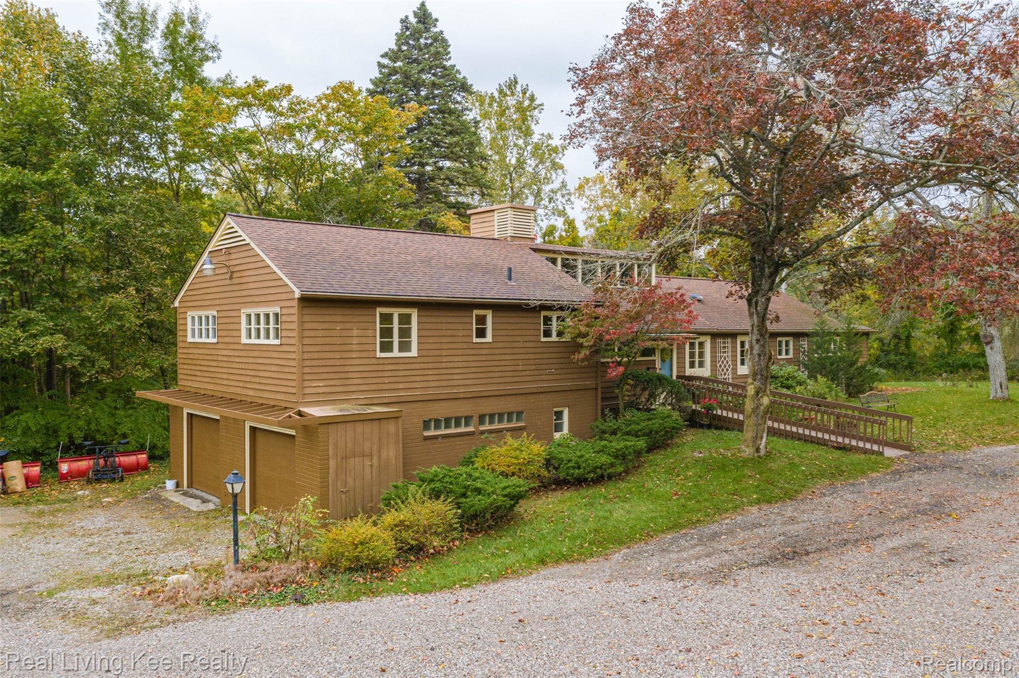 6298 Sheldon Road Rochester, MI 48306 - Photo 30 of 50 6298 Sheldon Rd-19.jpg