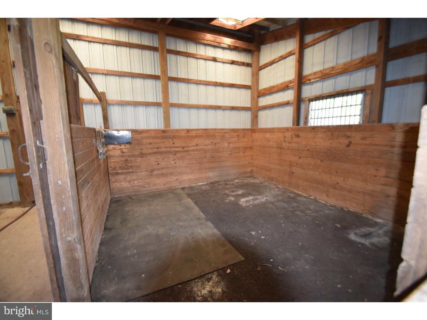 1503 Markley Road Pennsburg, PA 18073 - Photo 17 of 25 Barn