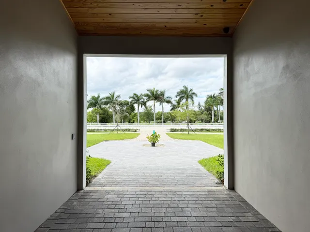 $1,200 | 19550 Egret Lane, Loxahatchee, FL 33470