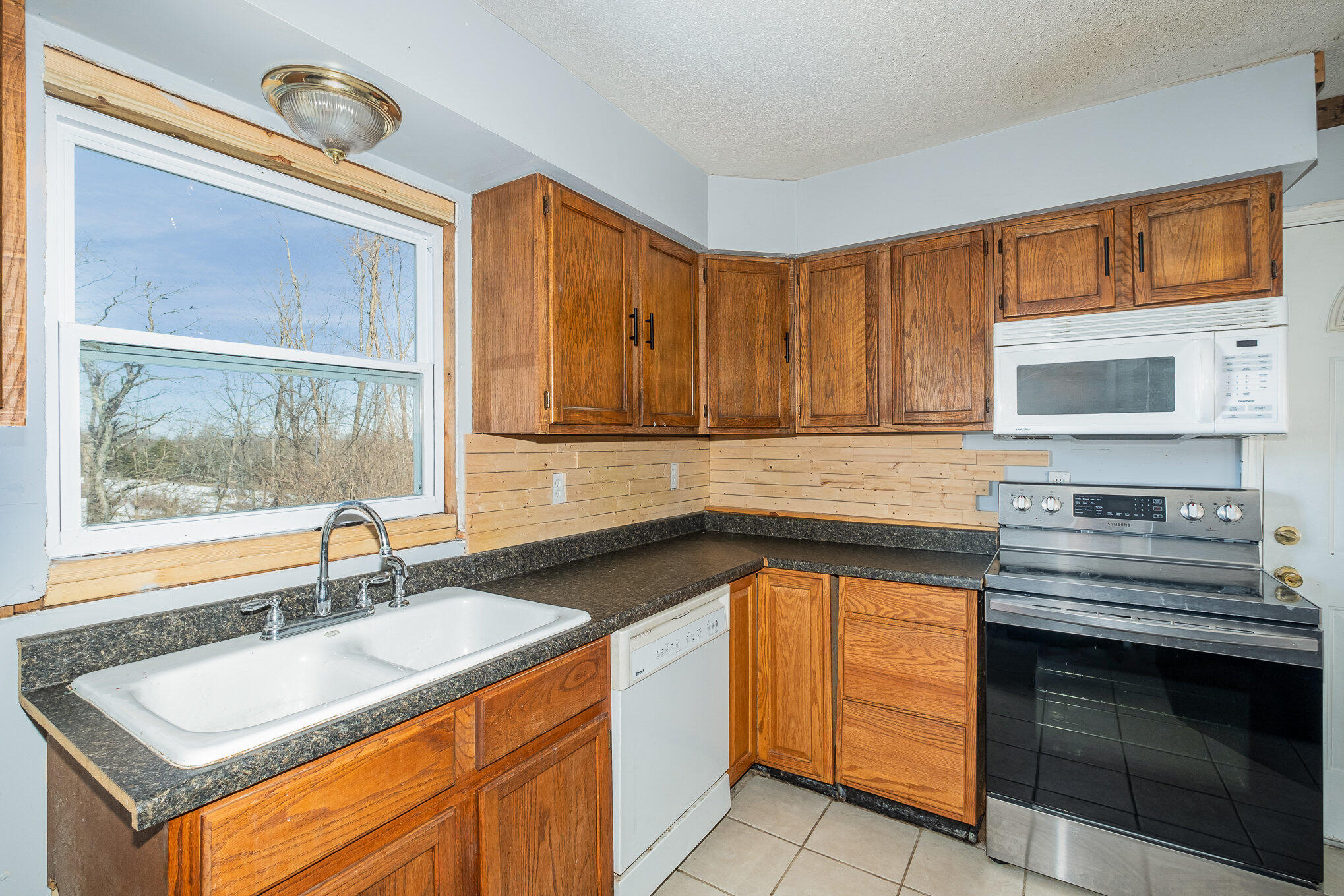 102 Western Hills Road Foster, KY 41043 - Photo 6 of 19 Gallery Image 6