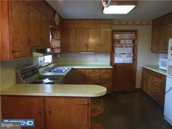 687 Tollgate Road Quakertown, PA 18951 - Photo 3 of 9 Gallery Image 3