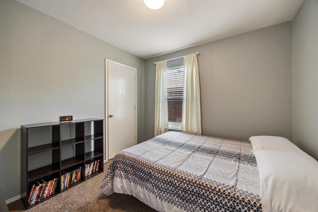 1812 Wind Dancer Trail Fort Worth, TX 76131 - Photo 17 of 27