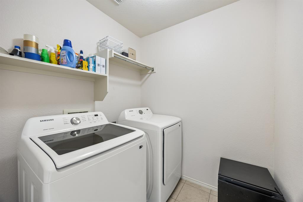 1812 Wind Dancer Trail Fort Worth, TX 76131 - Photo 19 of 27