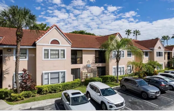 $2,400 | 10501 Southwest 155th Court, Unit 1124, Miami, FL 33196