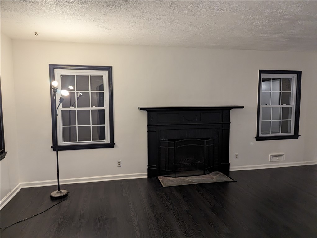 185 Paxton Road Irondequoit, NY 14617 - Photo 6 of 19 Fire place