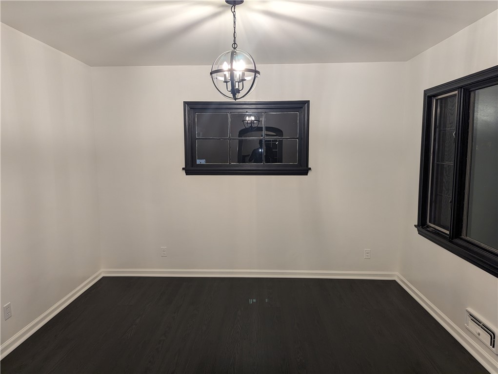 185 Paxton Road Irondequoit, NY 14617 - Photo 8 of 19 Dining Room