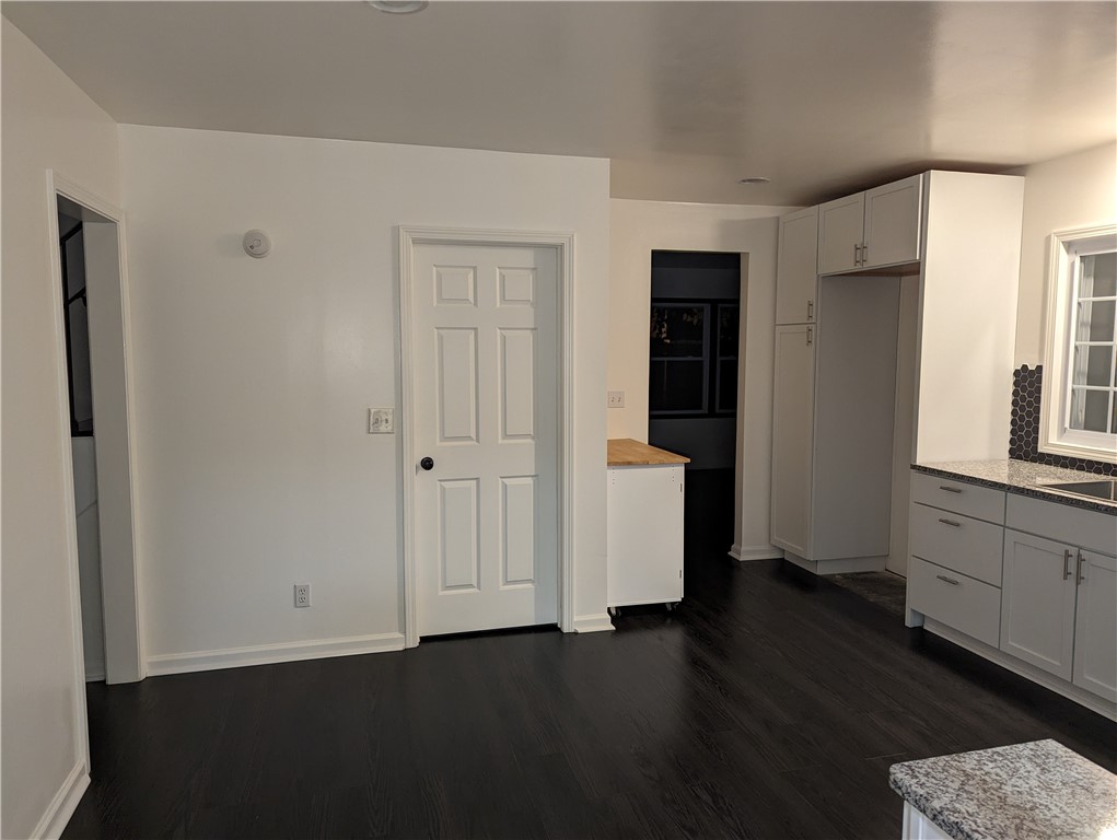 185 Paxton Road Irondequoit, NY 14617 - Photo 9 of 19