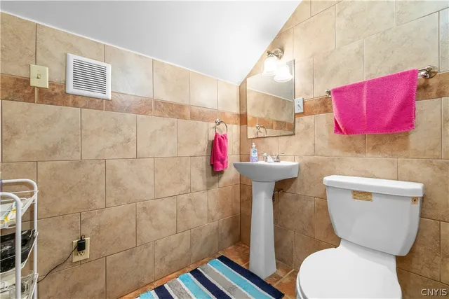 $329,900 | 7537 Highway 5, Westmoreland, NY 13323