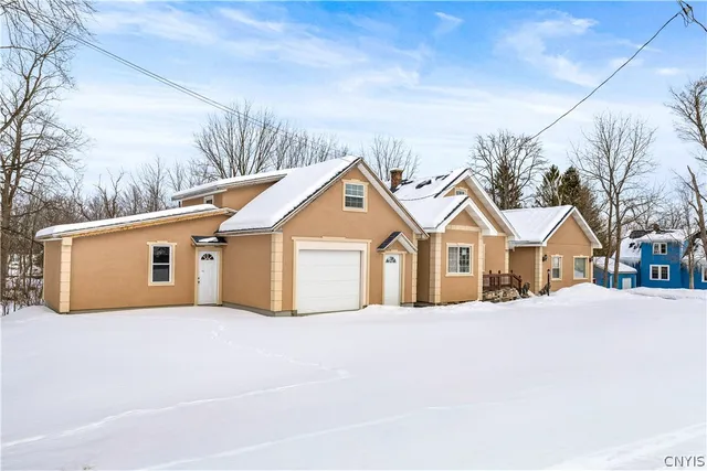 $329,900 | 7537 Highway 5, Westmoreland, NY 13323