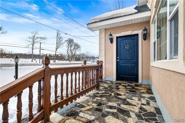 $329,900 | 7537 Highway 5, Westmoreland, NY 13323