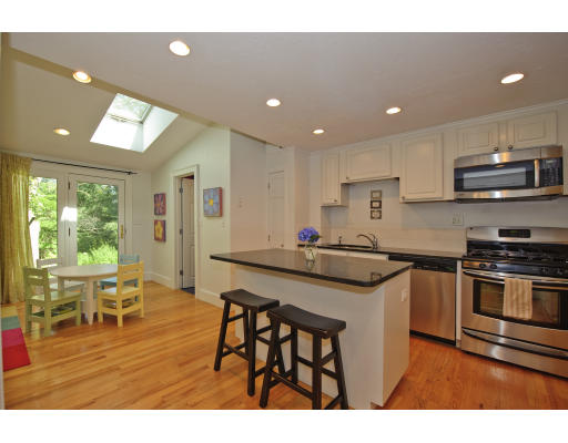 7 Butler Road Hingham, MA 02043 - Photo 11 of 22 Gallery Image 11