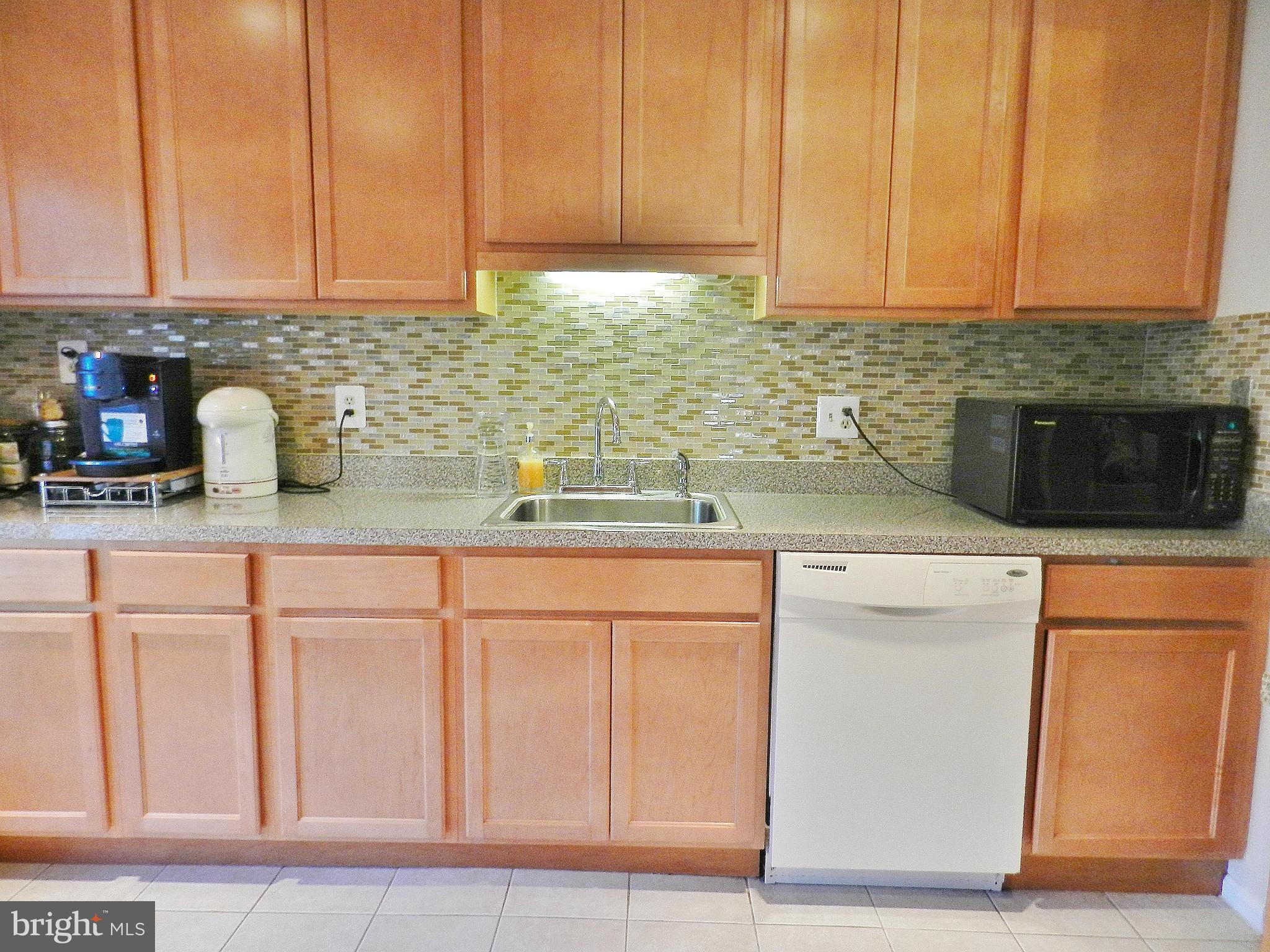 8810 Ridge Hollow Court Springfield, VA 22152 - Photo 3 of 30 Kitchen