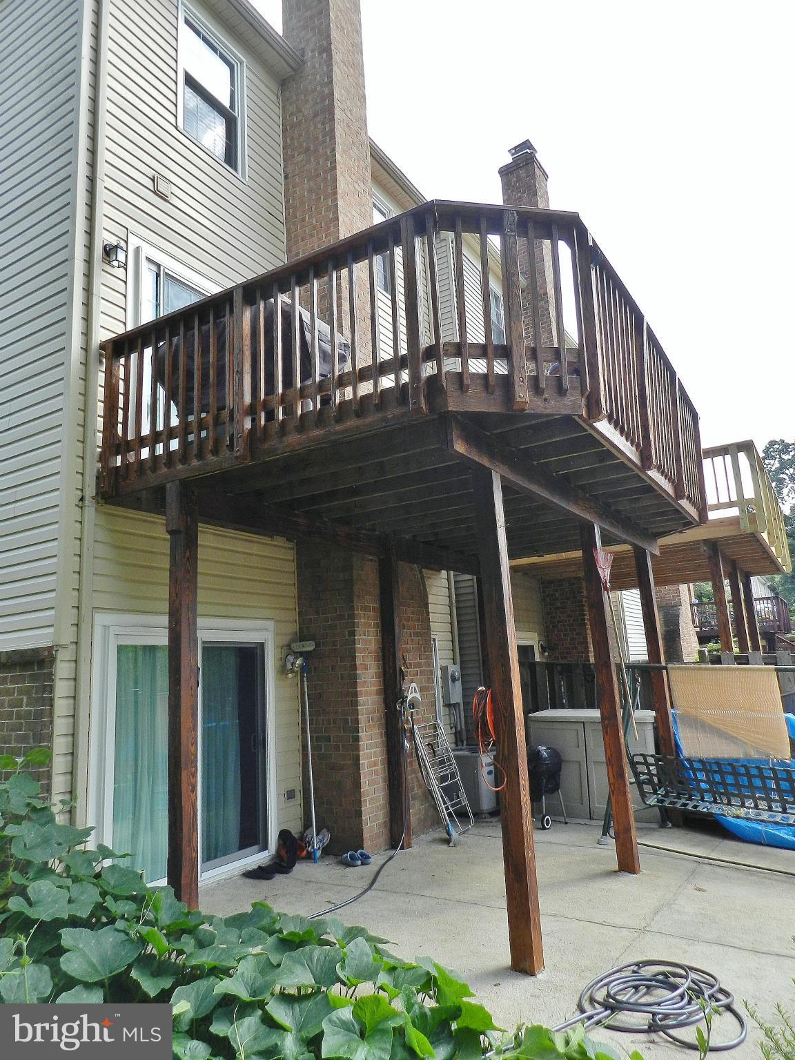 8810 Ridge Hollow Court Springfield, VA 22152 - Photo 25 of 30 Exterior (Rear)