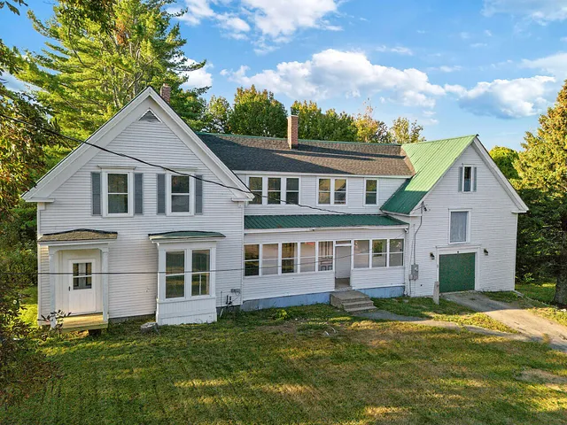 $300,000 | 21 Hathaway Hill Road, Livermore, ME 04253